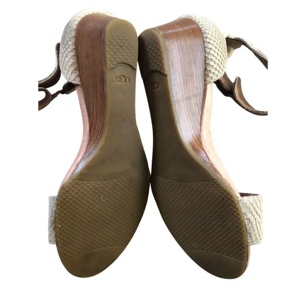 Ugg Char Mar Pearl suede tan Ankle wedge tan sandal size 7.5